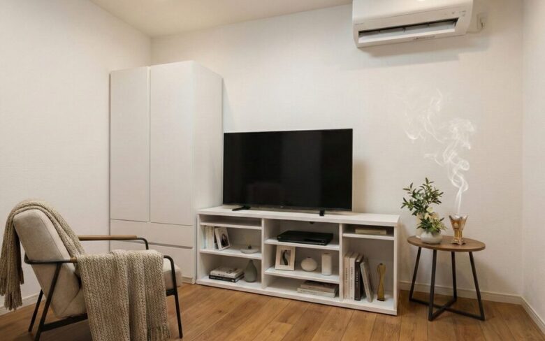 部屋に香り焚く